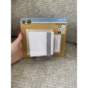 Hampton Bay Wireless Square Plug In Door Bell Kit in White with Gray Fabric